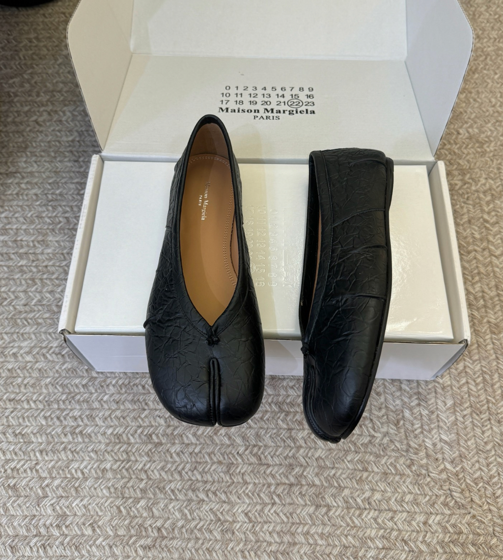 MM Leather Tabi Ballerina Flats
