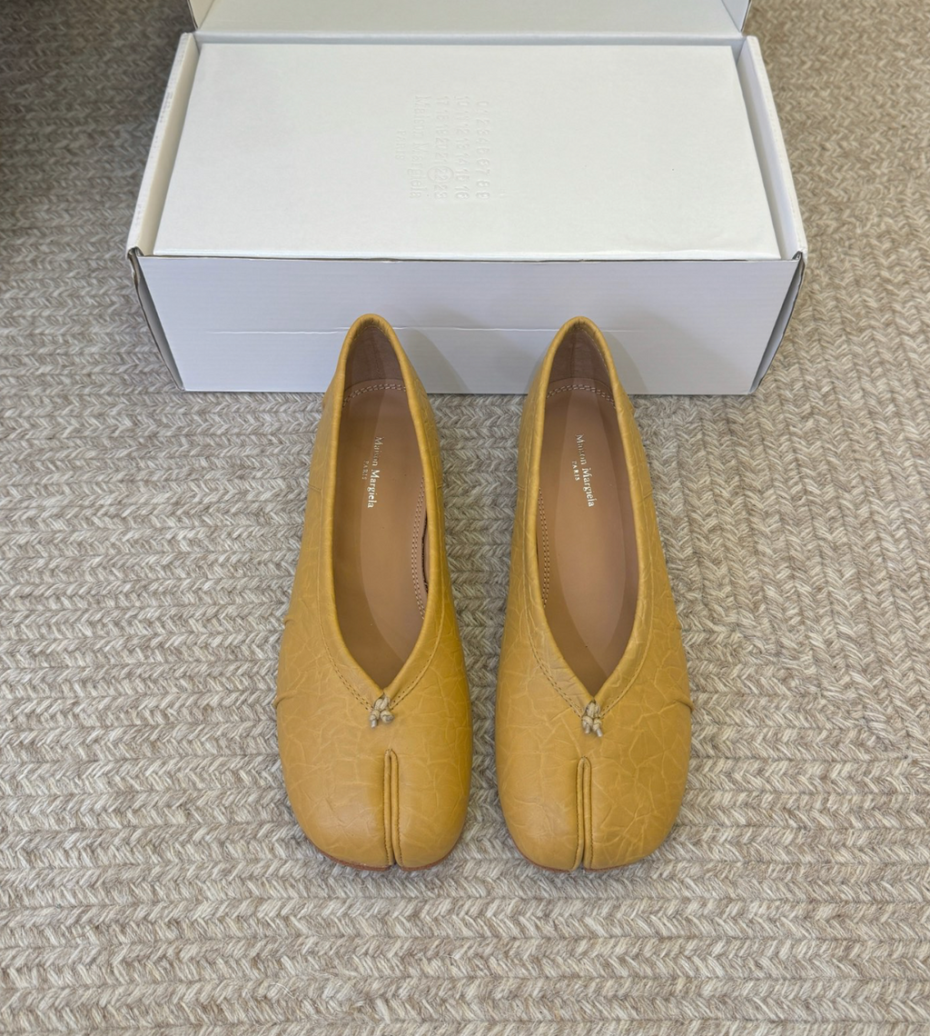 MM Leather Tabi Ballerina Heels