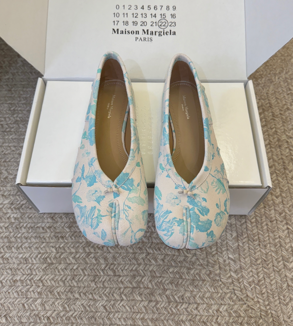 MM Limited Edition Tabi Ballerina Flats