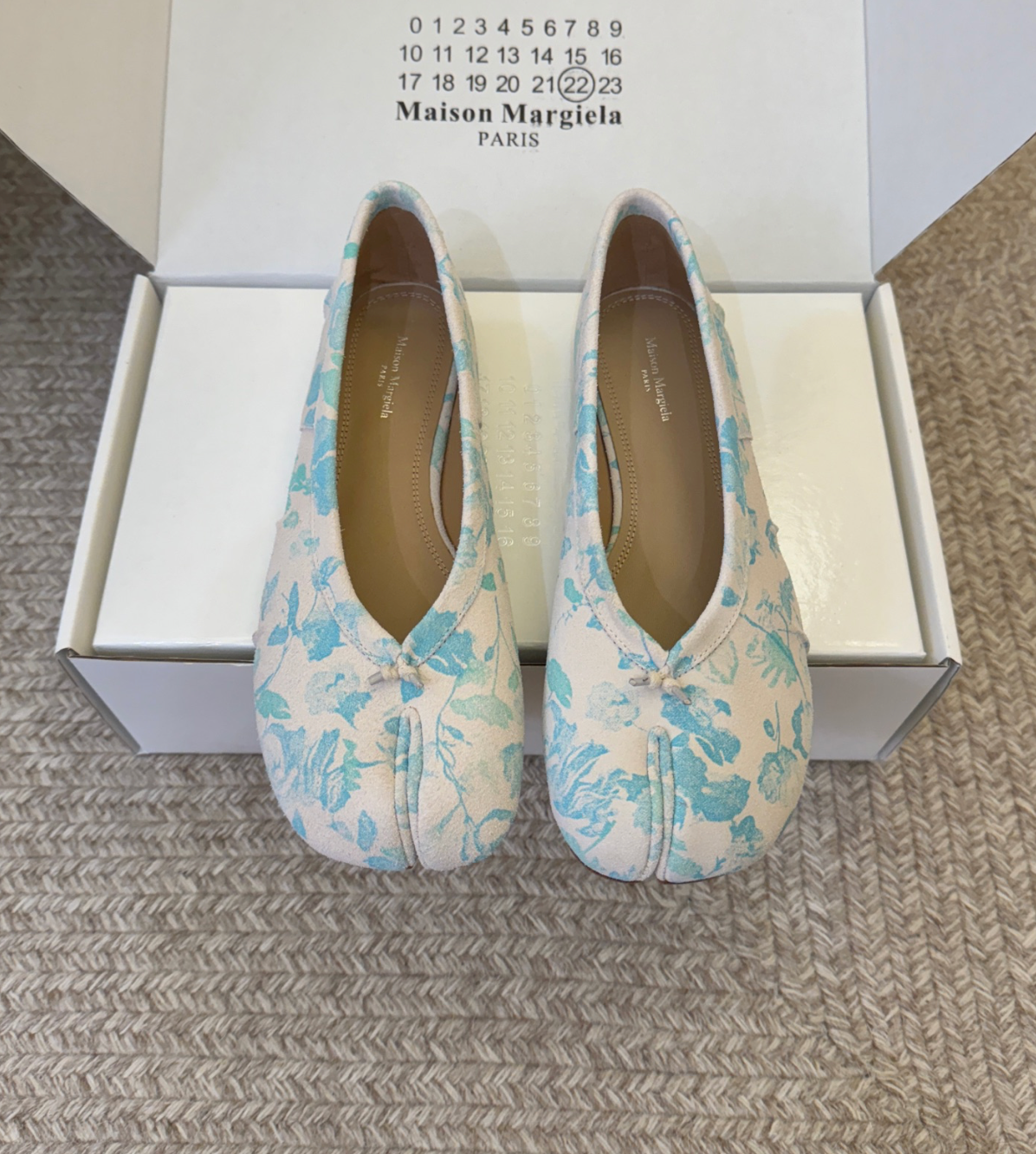 MM Limited Edition Tabi Ballerina Flats