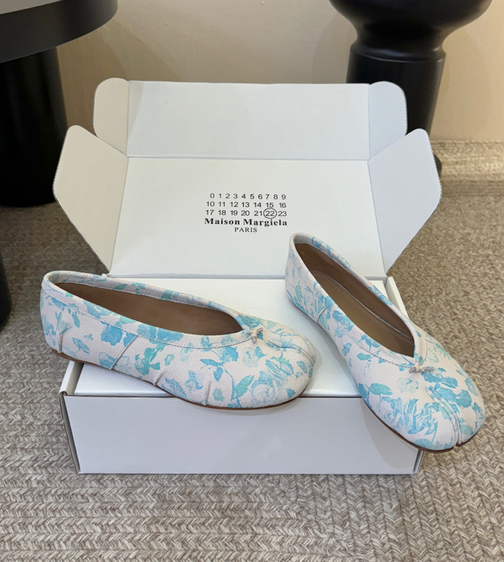 MM Limited Edition Tabi Ballerina Flats