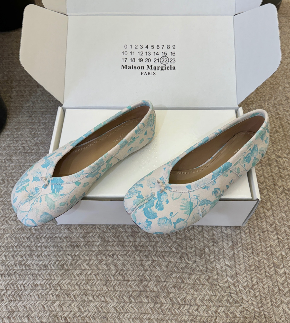 MM Limited Edition Tabi Ballerina Flats