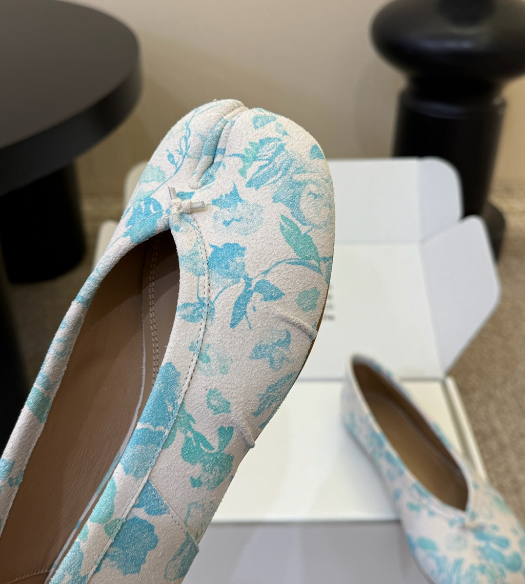 MM Limited Edition Tabi Ballerina Flats