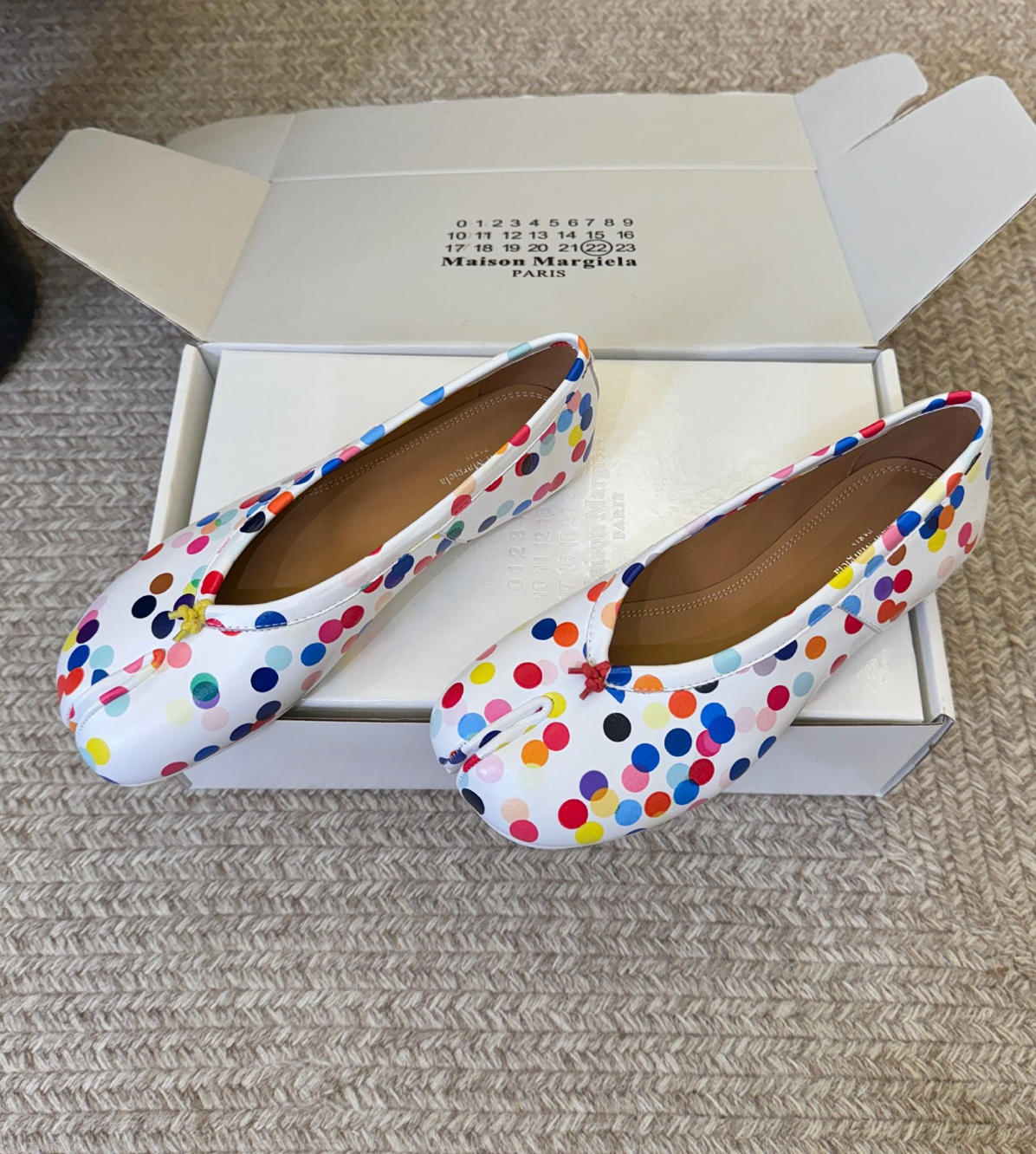 MM Limited Edition Tabi Ballerina Flats