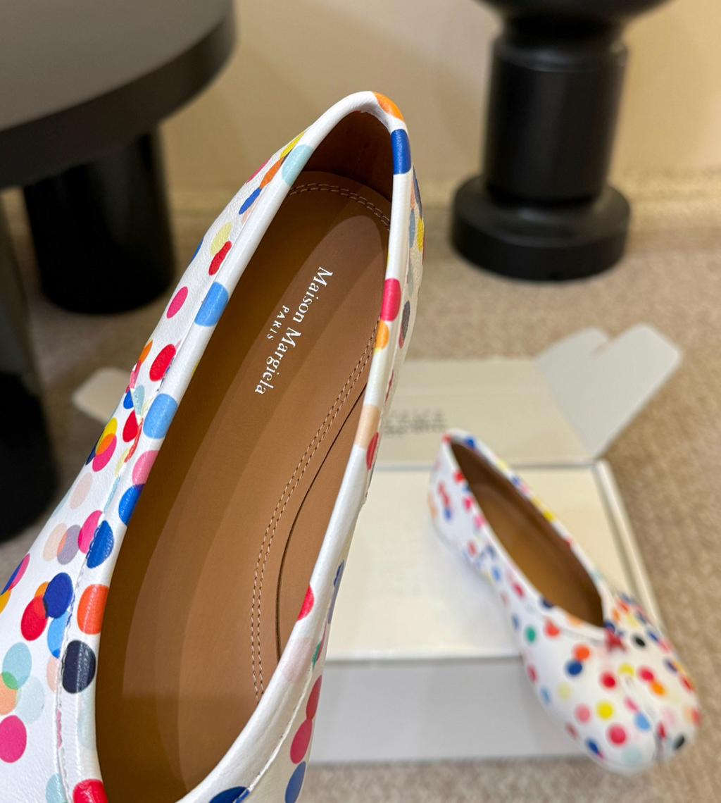 MM Limited Edition Tabi Ballerina Flats