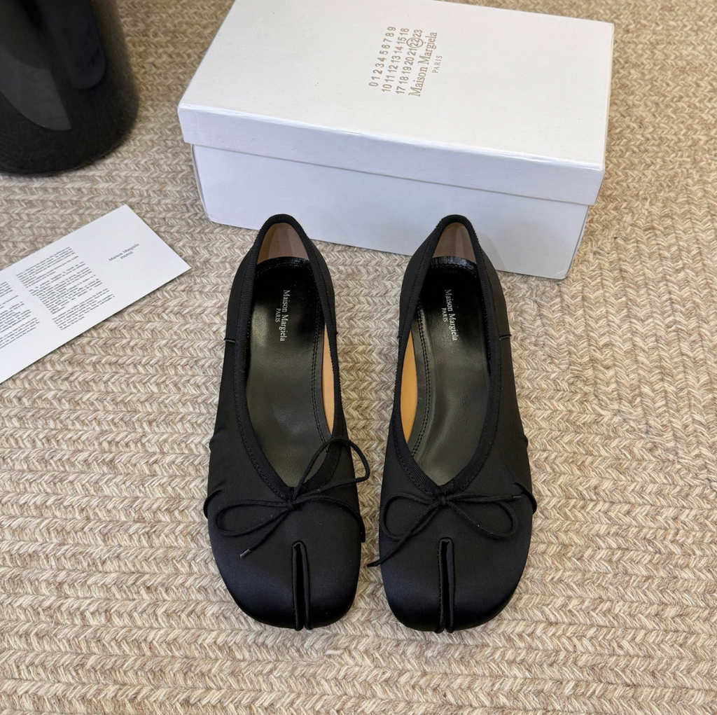 MM Tabi Satin Ballerina Flat