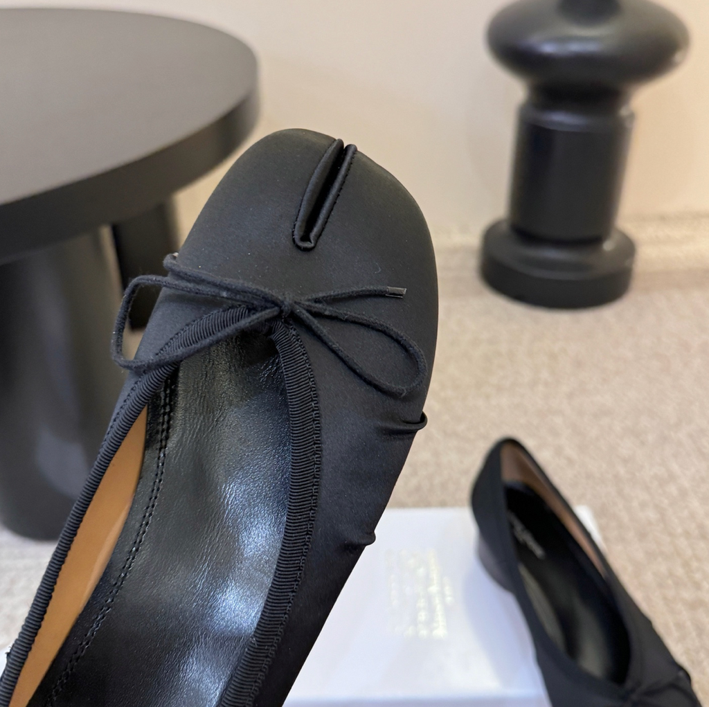 MM Tabi Satin Ballerina Flat