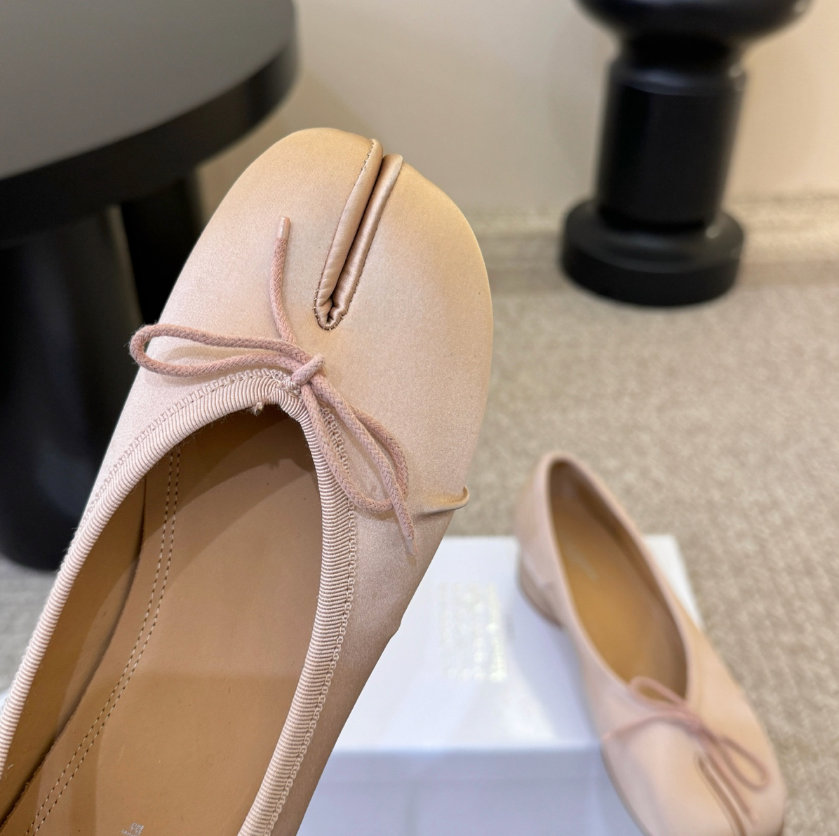 MM Tabi Satin Ballerina Flat