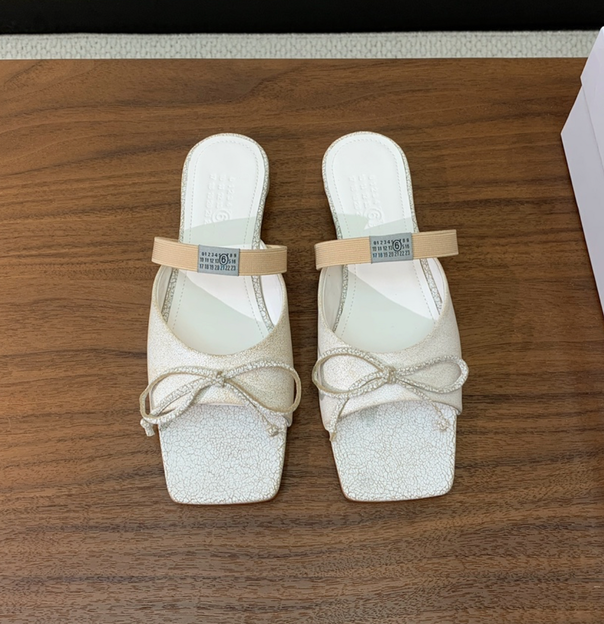 MM6 Bow Detailed Square Toe Sandals