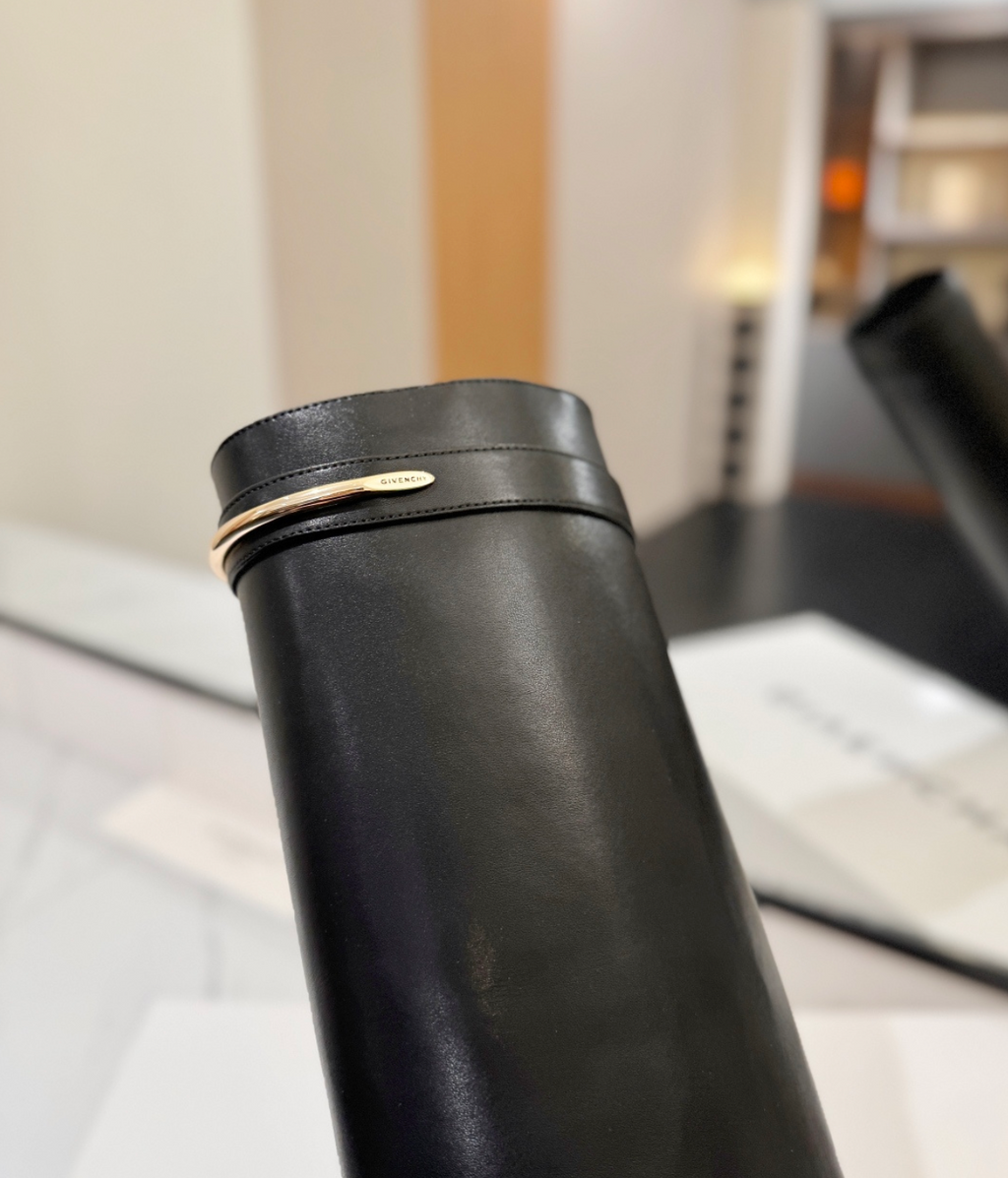 GIVENCHY Shark Leather Knee Boots Ebony