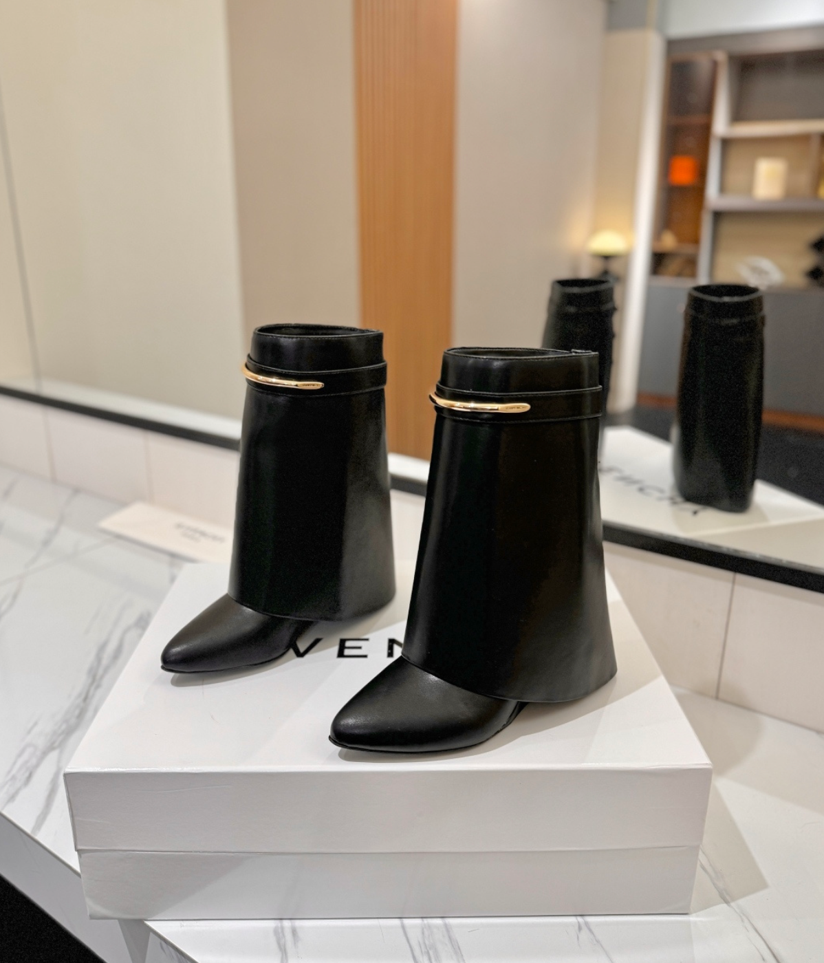 GIVENCHY Shark Pinch Ankle Boots in leather