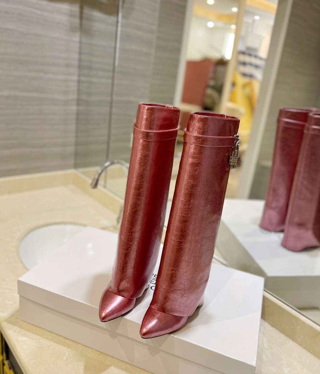 GIVENCHY Shark Lock Boots In Rose Gold