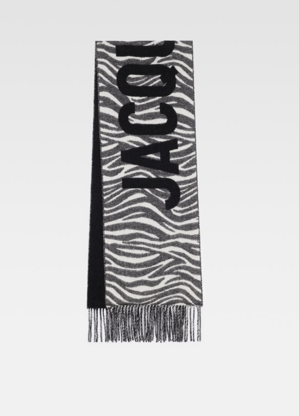 The Jacquemus scarf