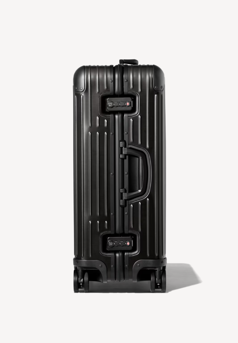 CHECK-IN LUGGAGE MEDIUM