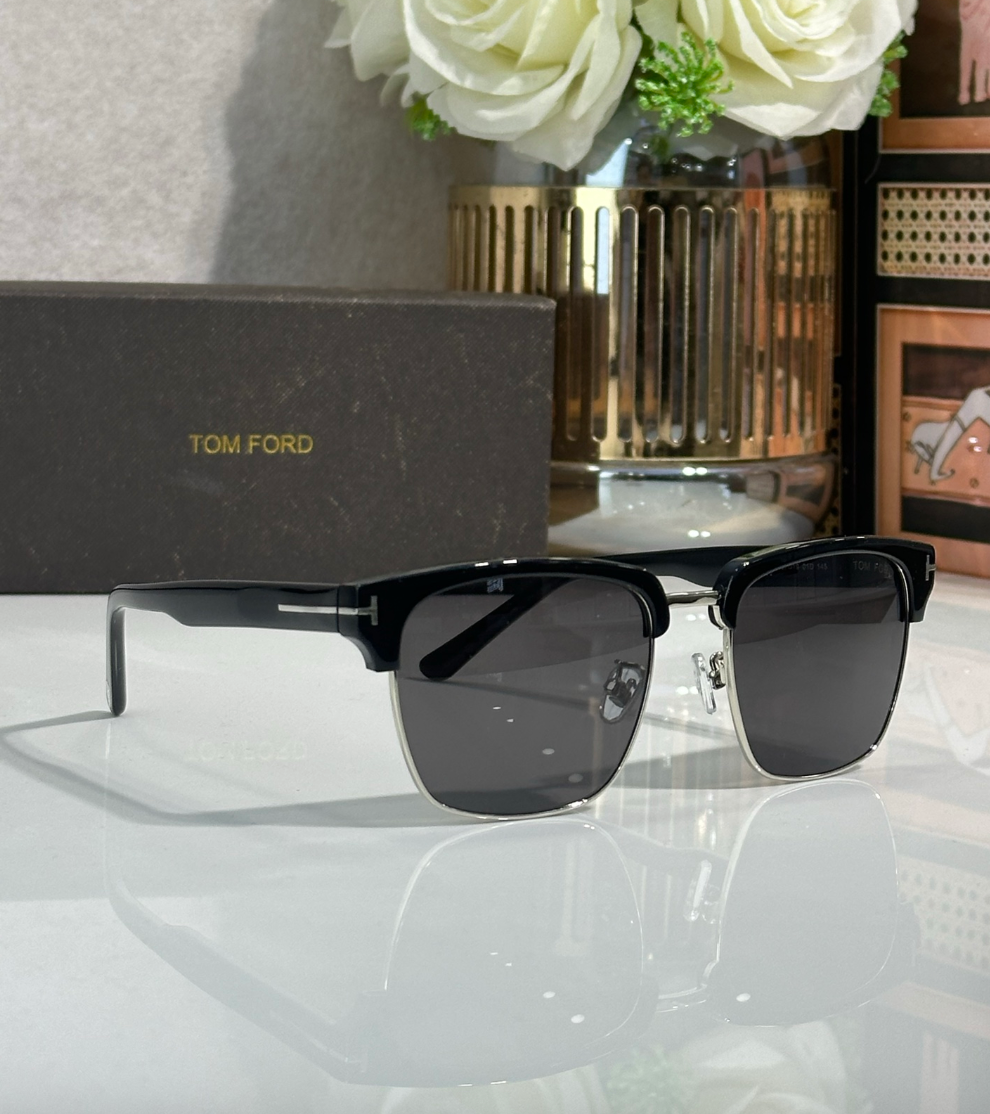 TOM FORD FT0367