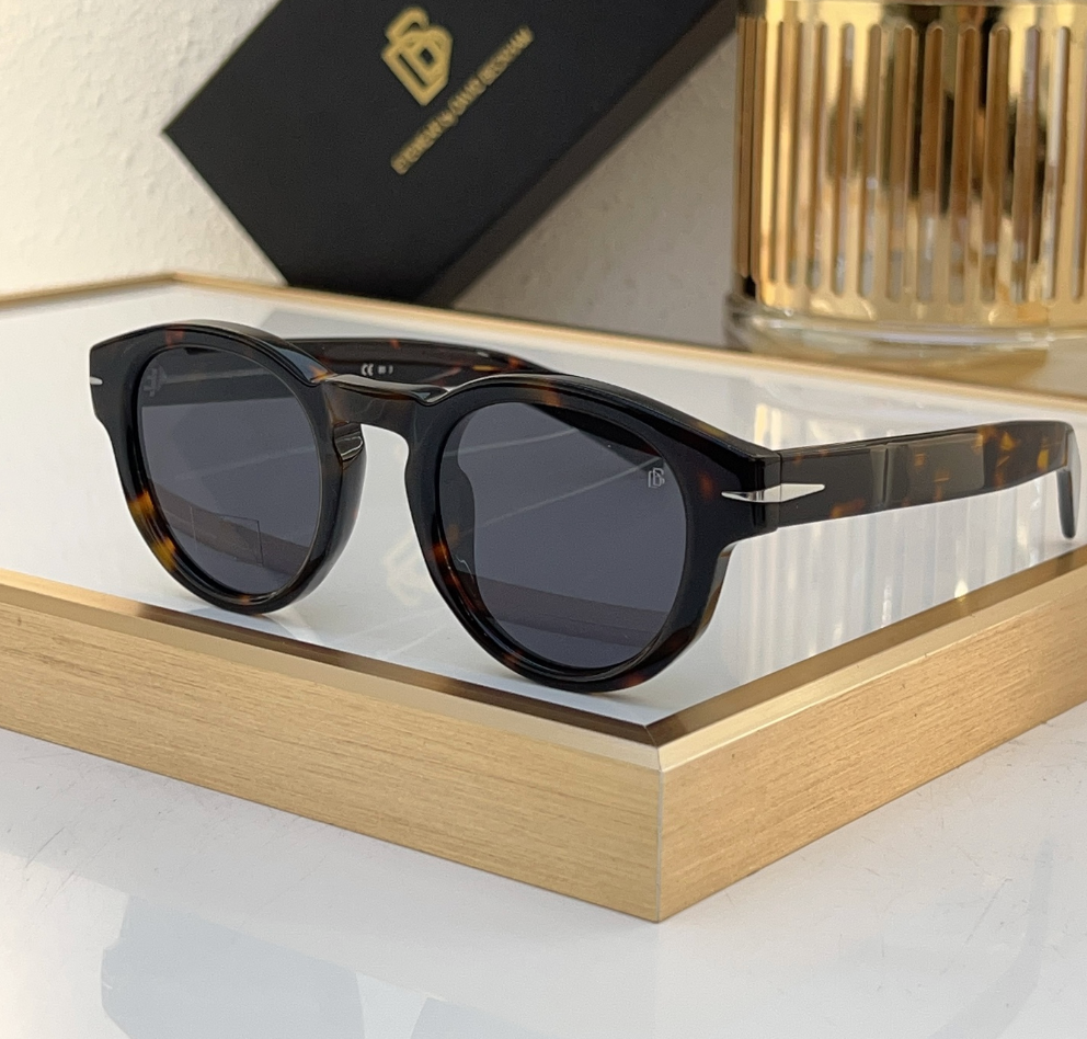 David Beckham DB7041S