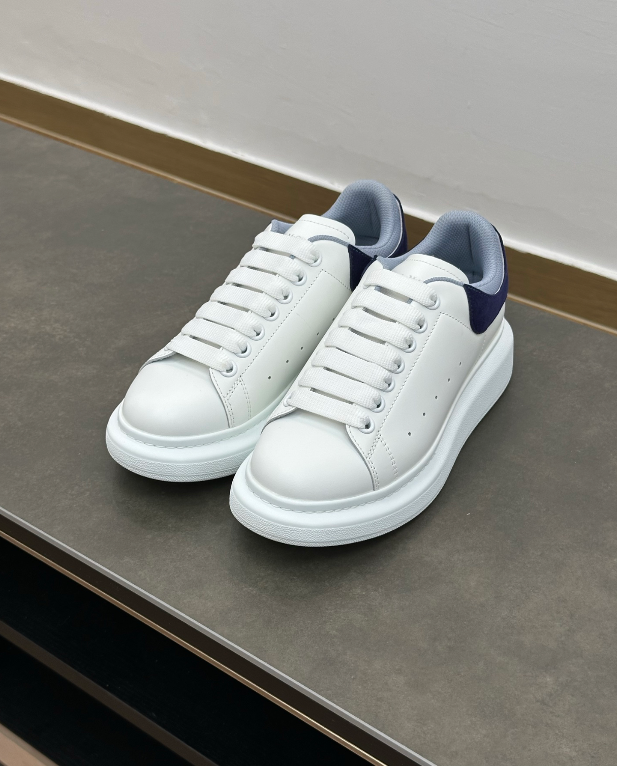 Oversized Double Heel Tab Navy blue Sneakers