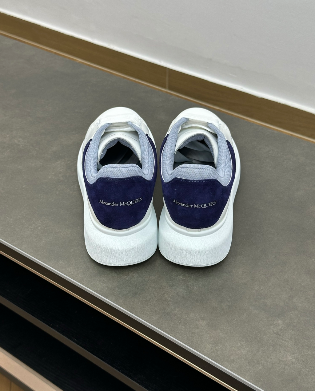 Oversized Double Heel Tab Navy blue Sneakers