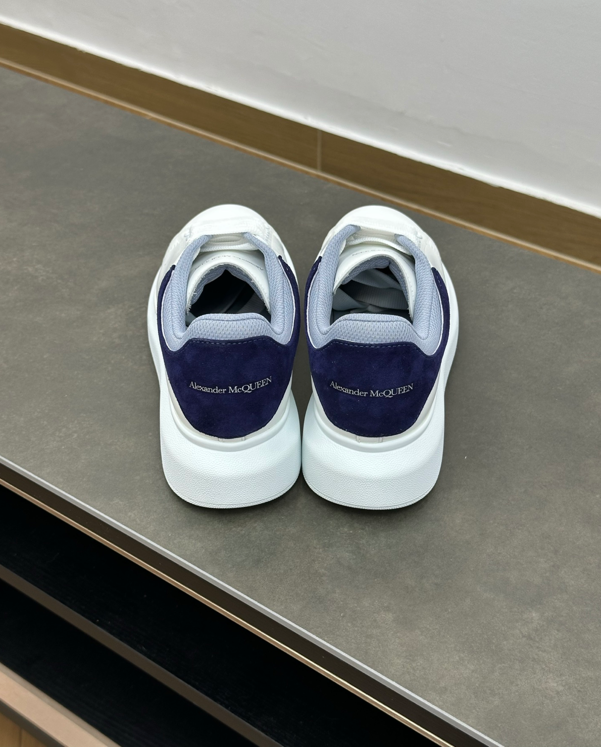 Oversized Double Heel Tab Navy blue Sneakers