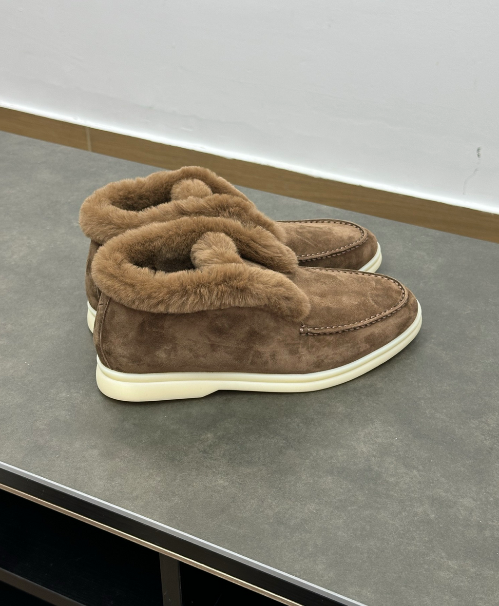 Open Walk Ankle Boot Furr Light Brown Suede