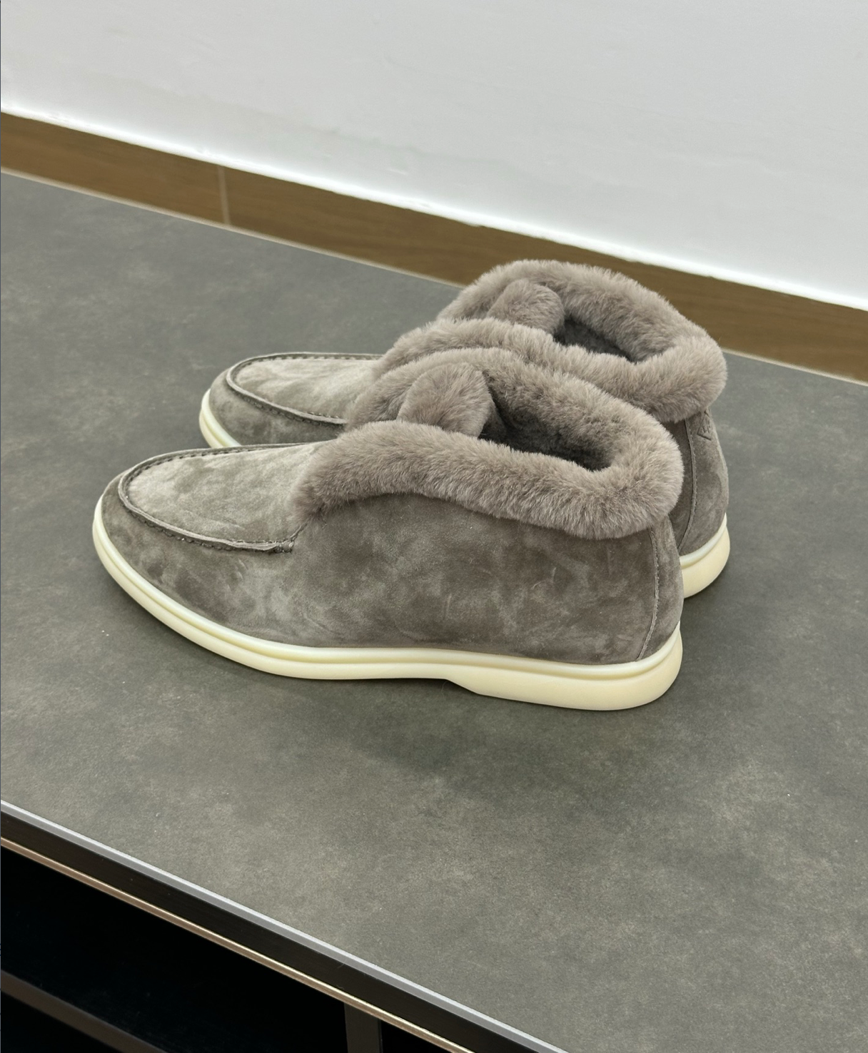 Open Walk Ankle Boot Furr Grey Suede