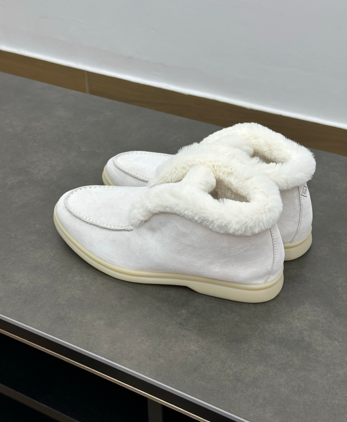 Open Walk Ankle Boot Furr White Suede