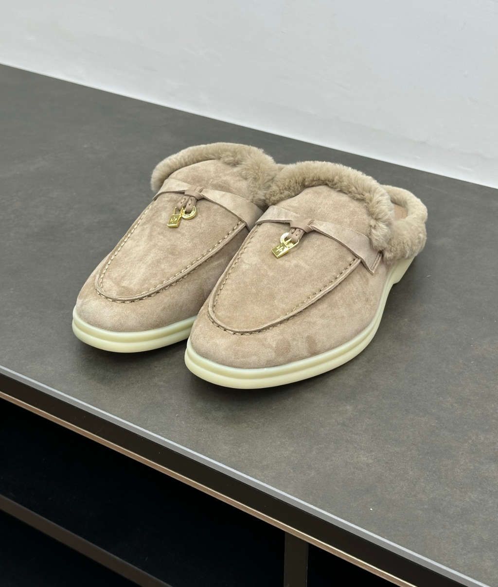 Charms Walk Babouche Dark beige Loafer Fur Suede