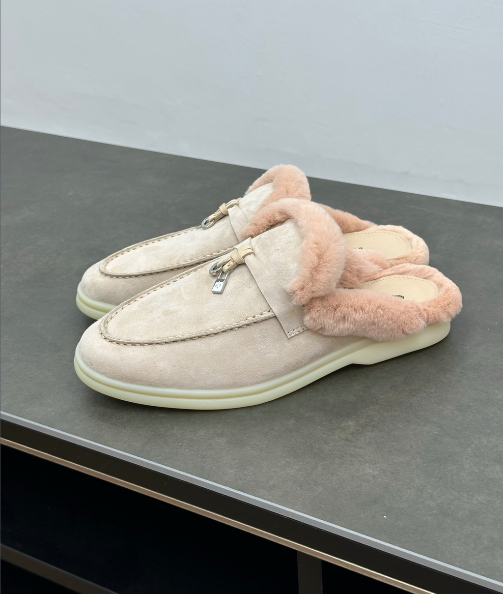 Charms Walk Babouche Light Pink Loafer Fur Suede