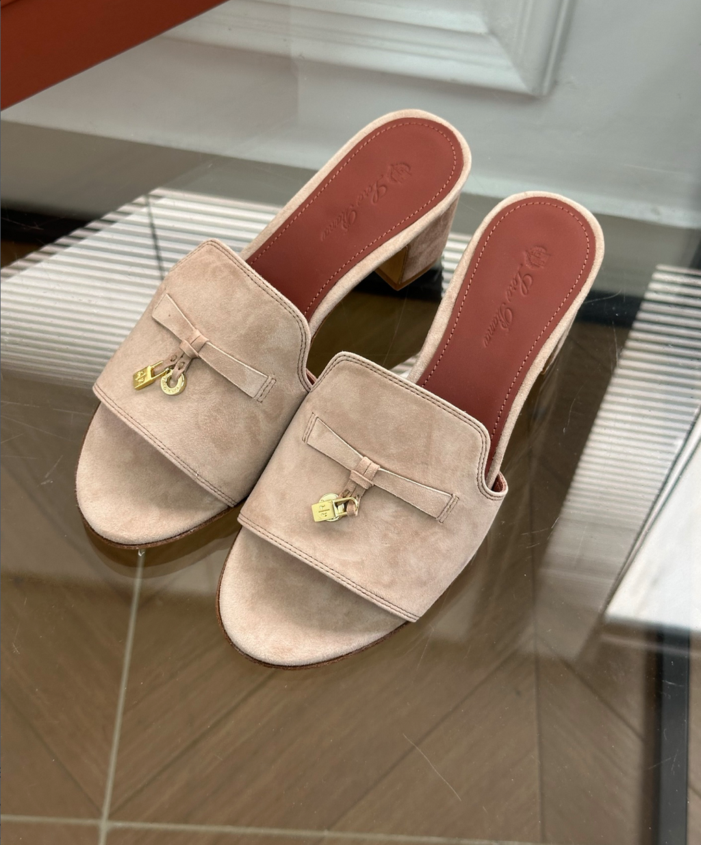 Summer Charms Sandal Warm Sandstone Suede Goatskin