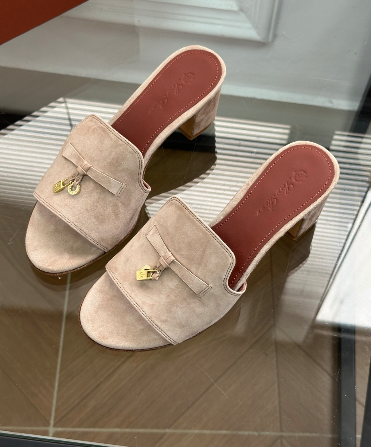 Summer Charms Sandal Warm Sandstone Suede Goatskin