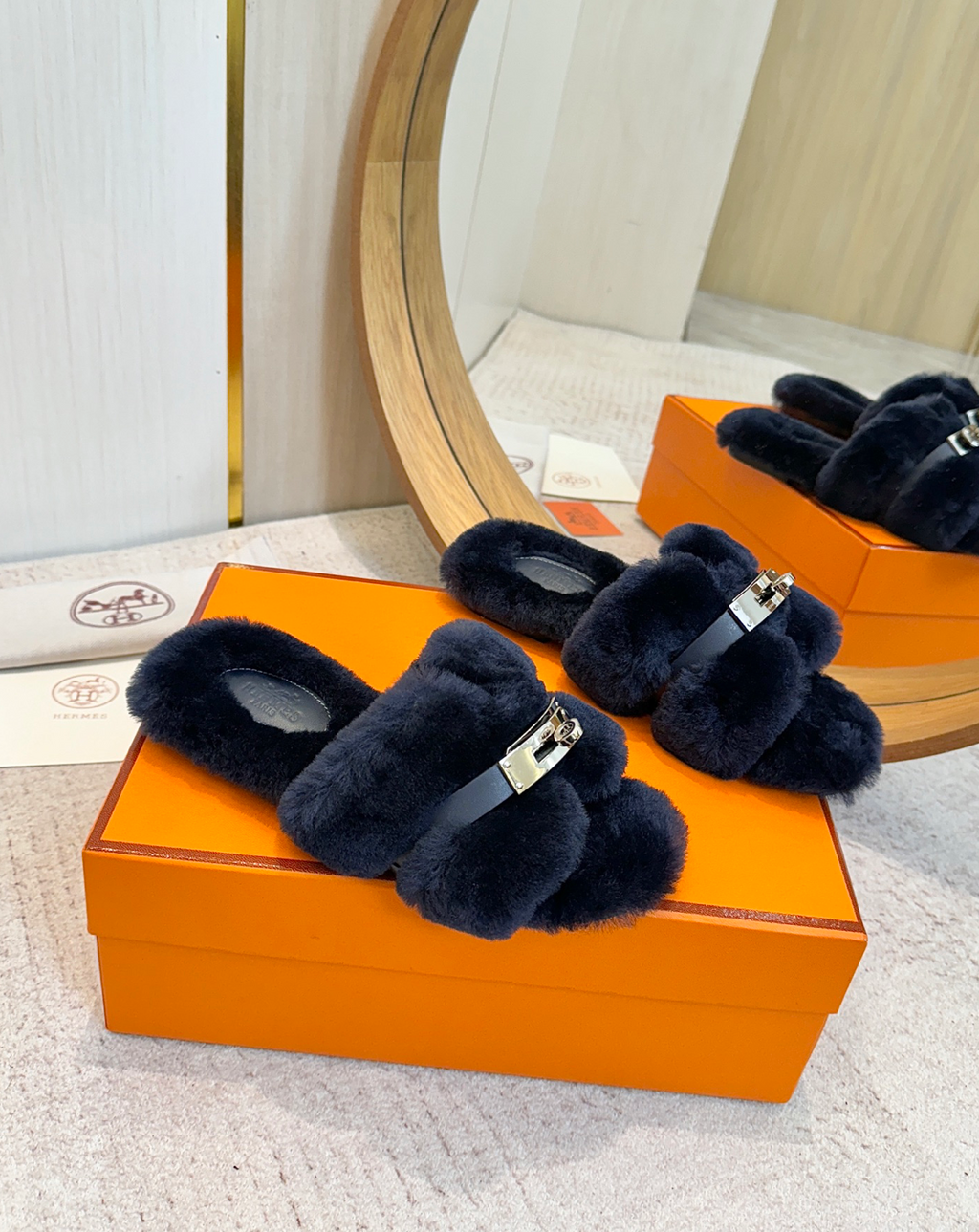 Hermès Oran Shearling Kelly buckle Sandal