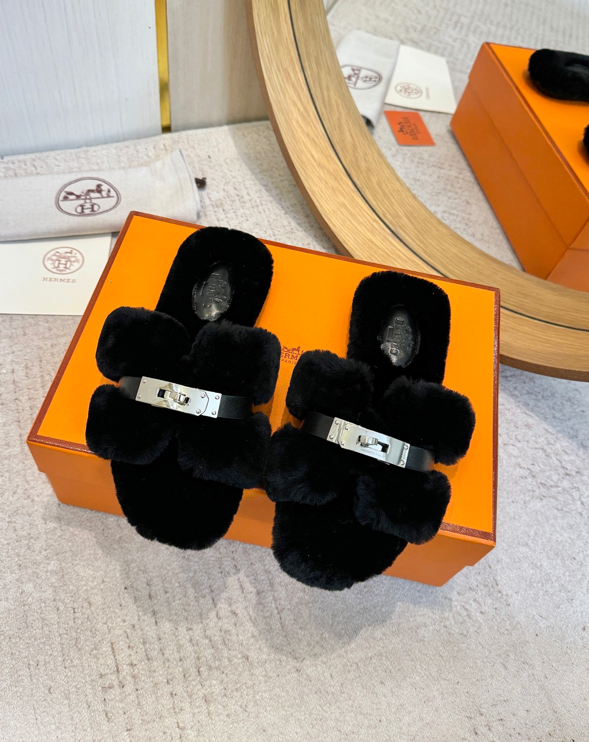 Hermès Oran Shearling Kelly buckle Sandal