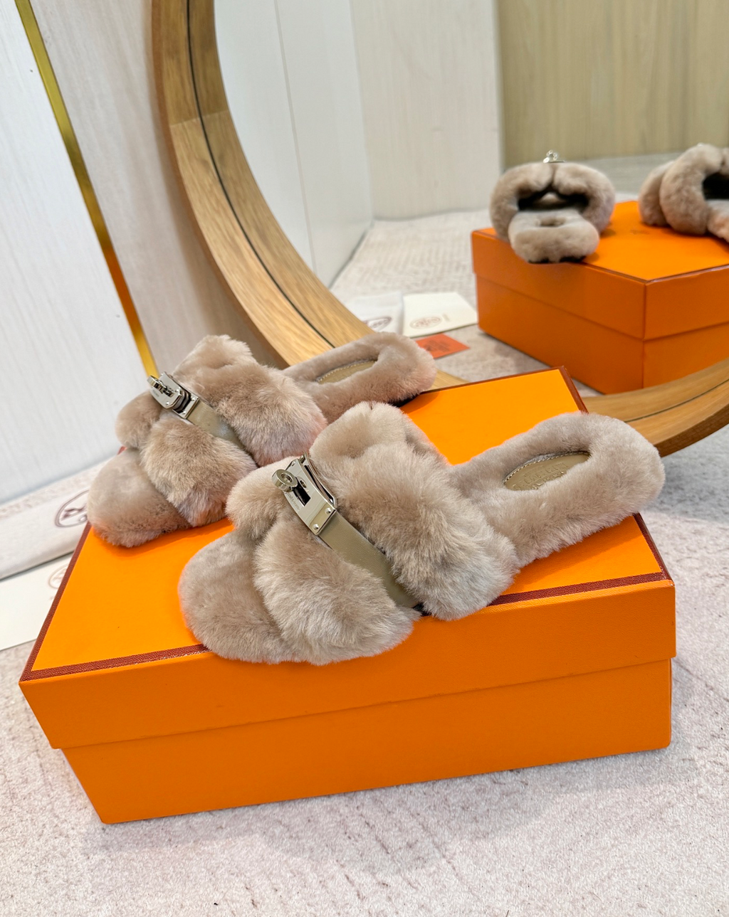 Hermès Oran Shearling Kelly buckle Sandal