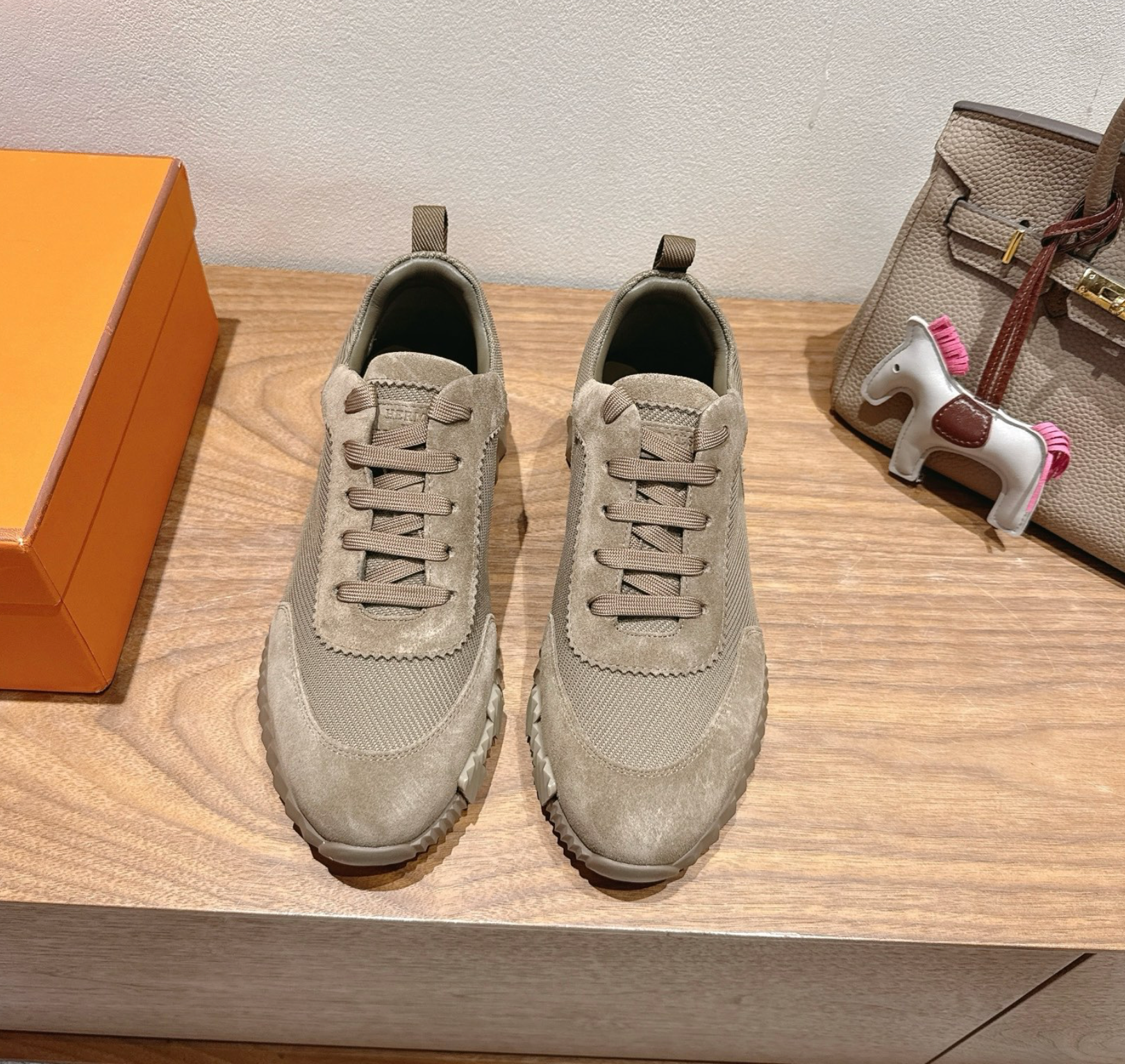Hermès Bouncing Light Brown Sneaker