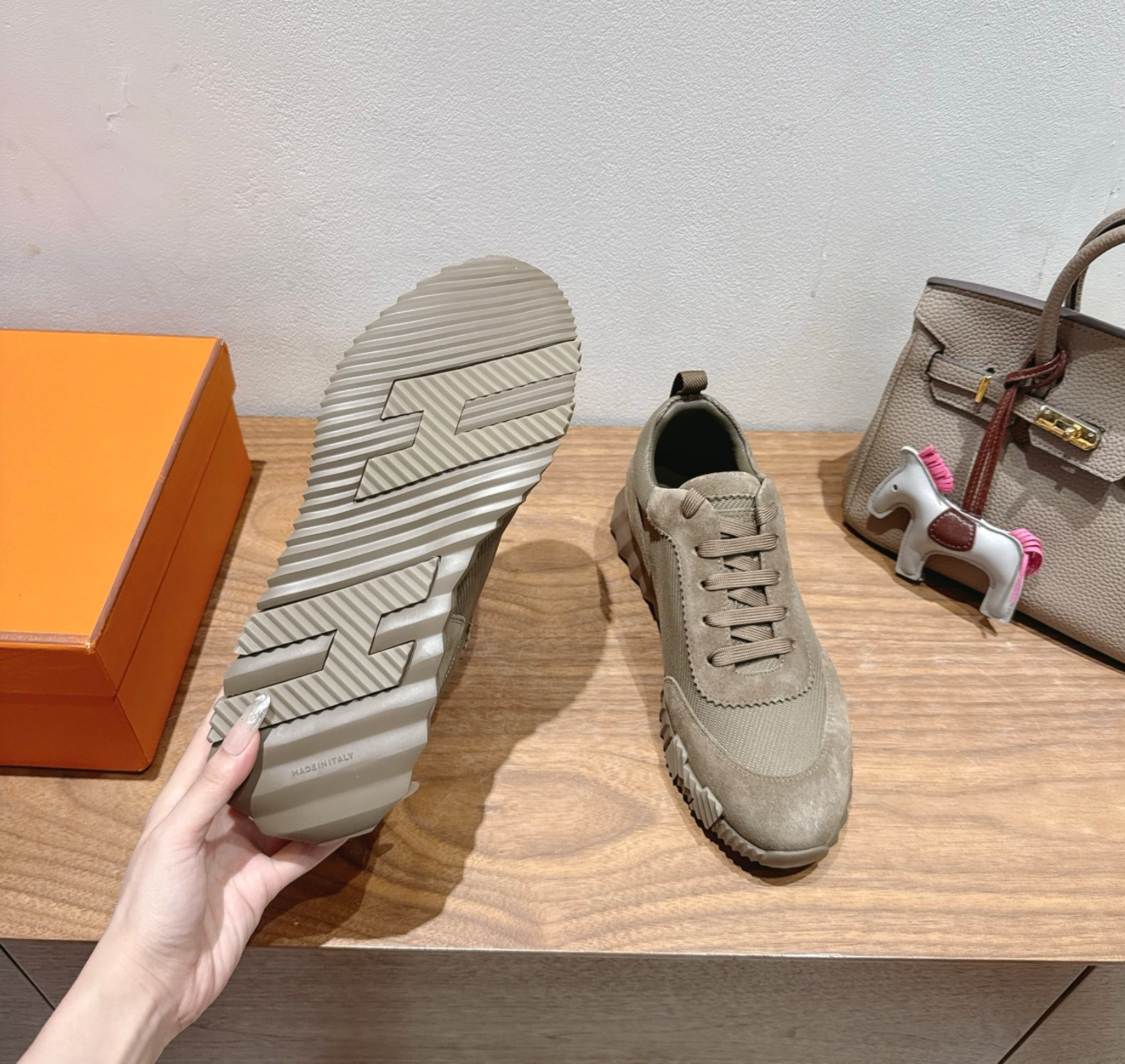 Hermès Bouncing Light Brown Sneaker