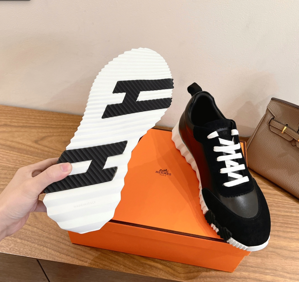 Hermès Bouncing Black/White Sneaker