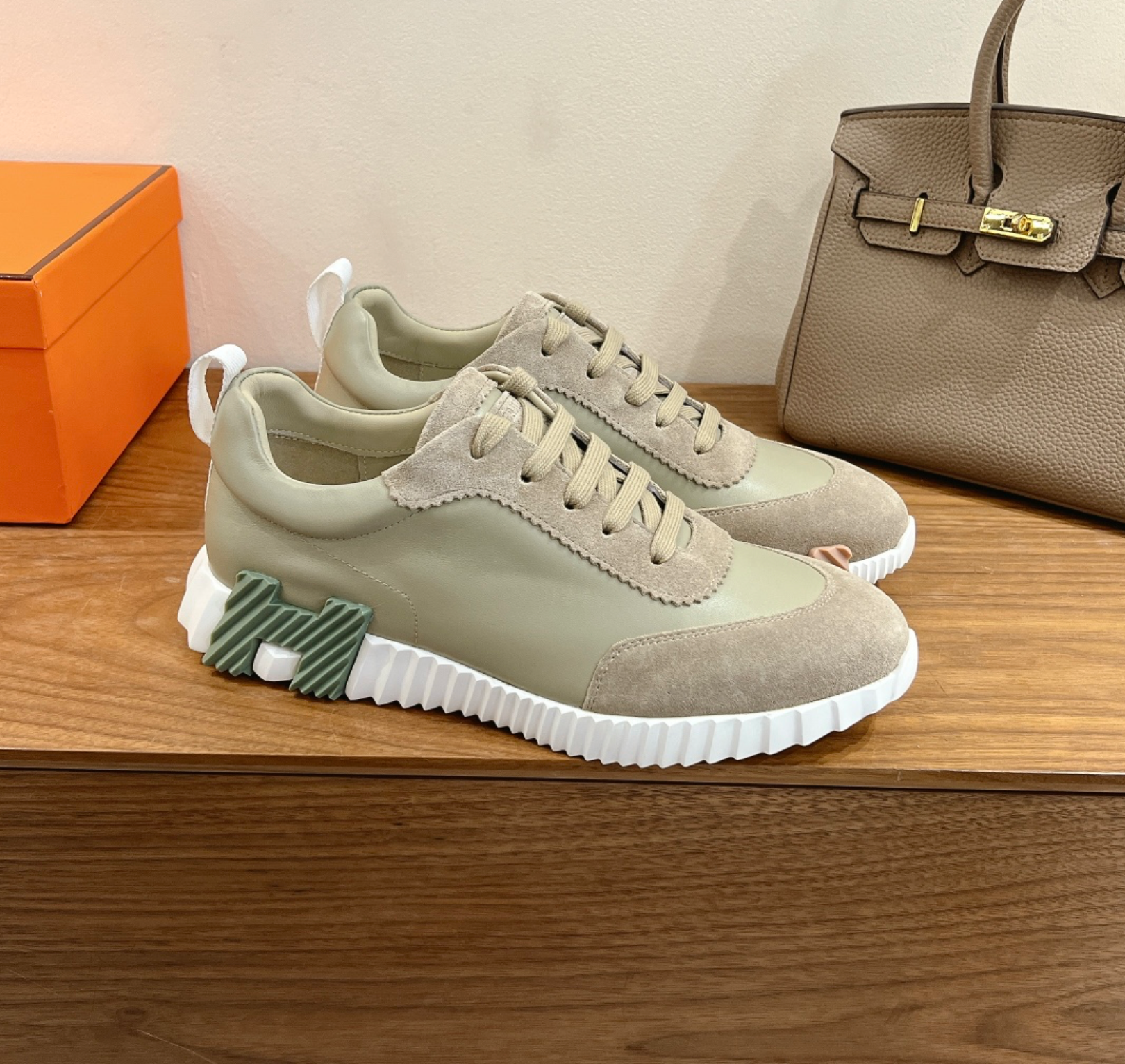 Hermès Bouncing Olive Sneaker