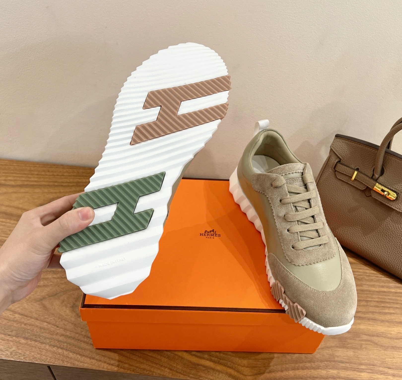 Hermès Bouncing Olive Sneaker