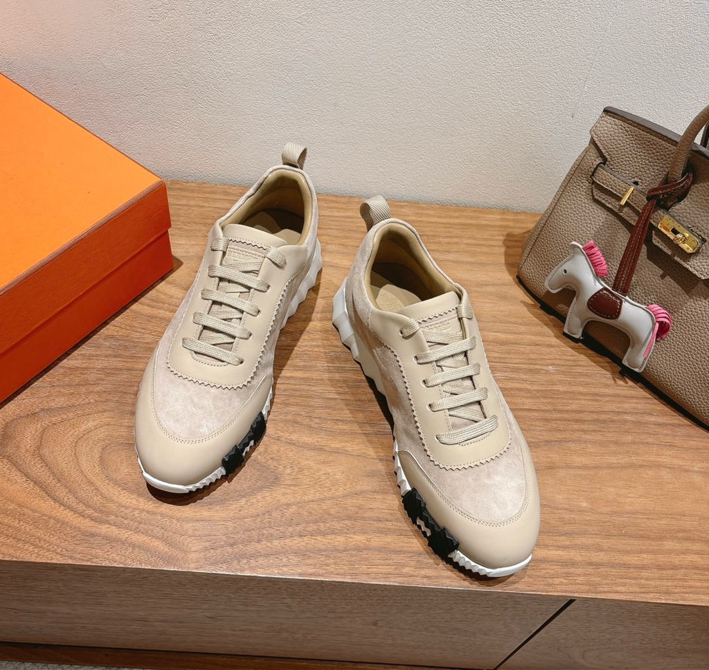 Hermès Bouncing Beige Sneaker