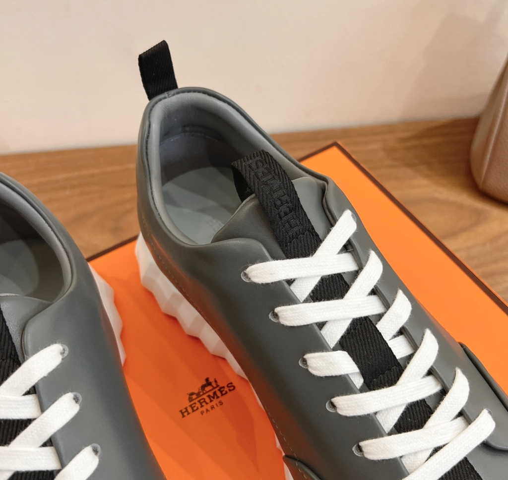 Hermès Jump Grey Sneaker