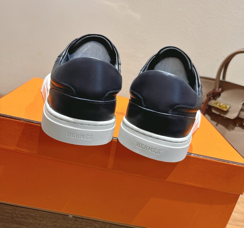 Hermès Day Navy Sneaker