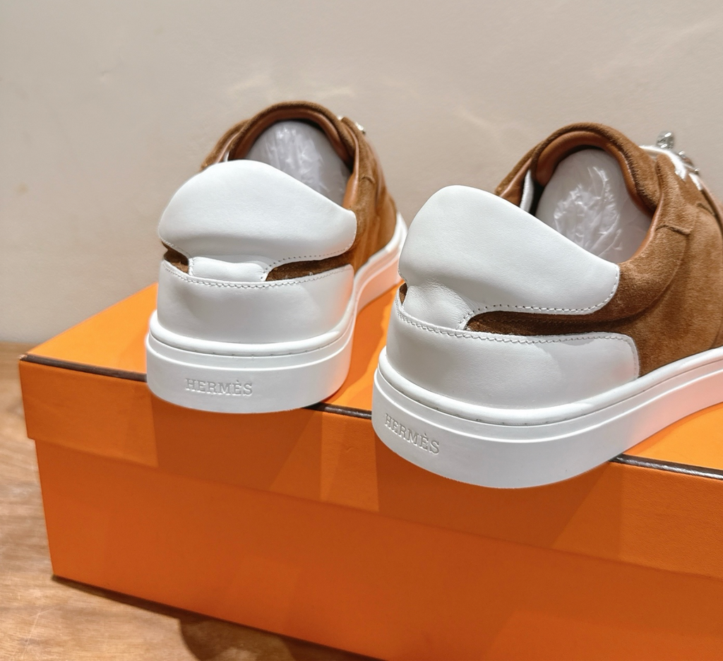 Hermès Day Brown Suede Sneaker