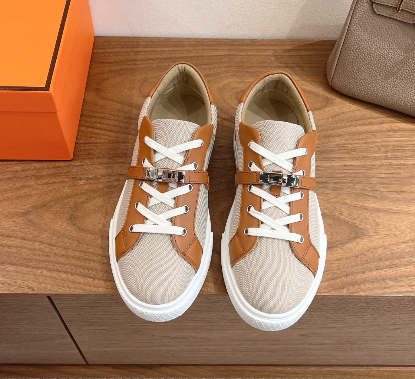 Hermès Day Brown/Beige Sneaker