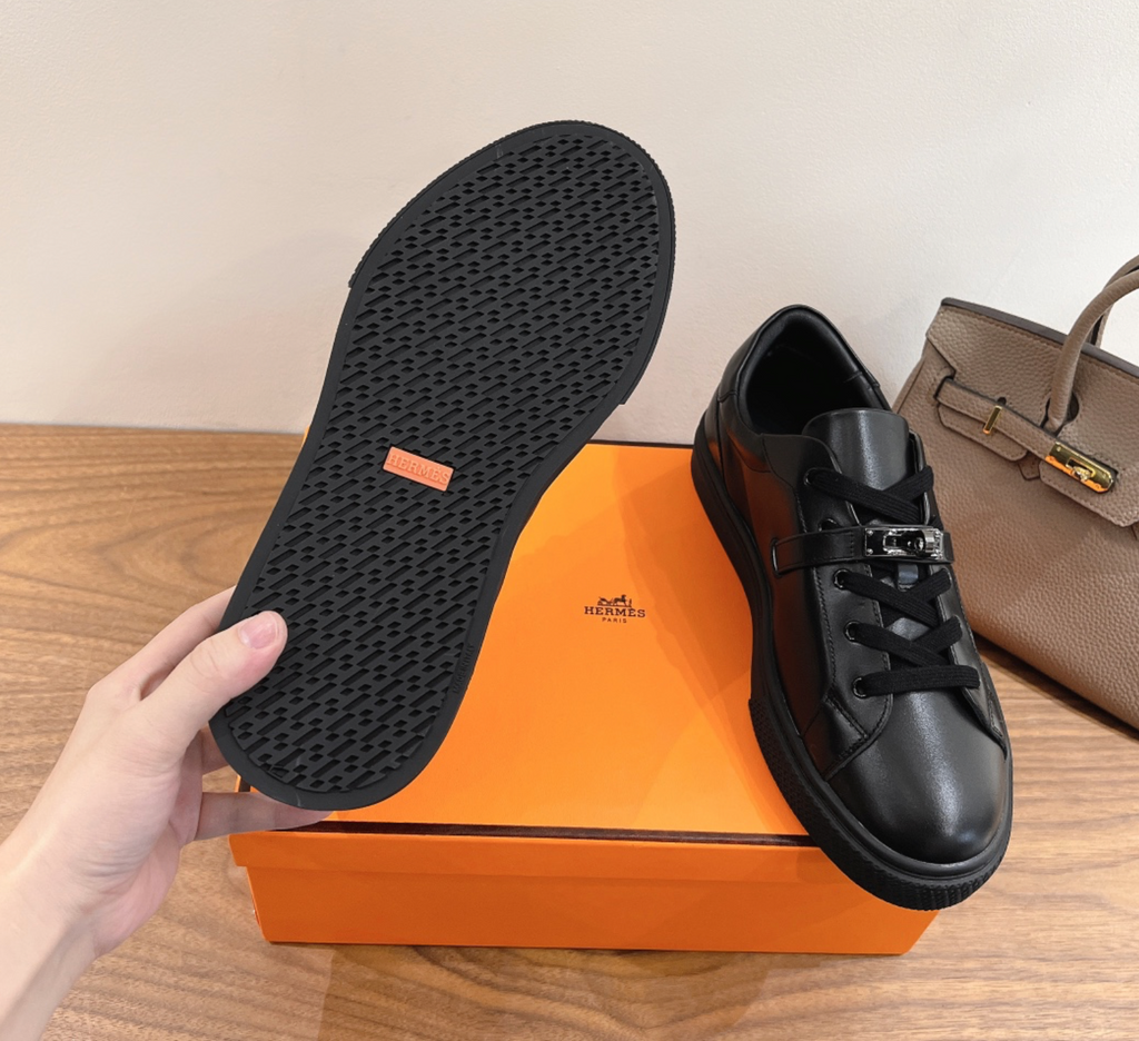 Hermès Day Leather Black Sneaker