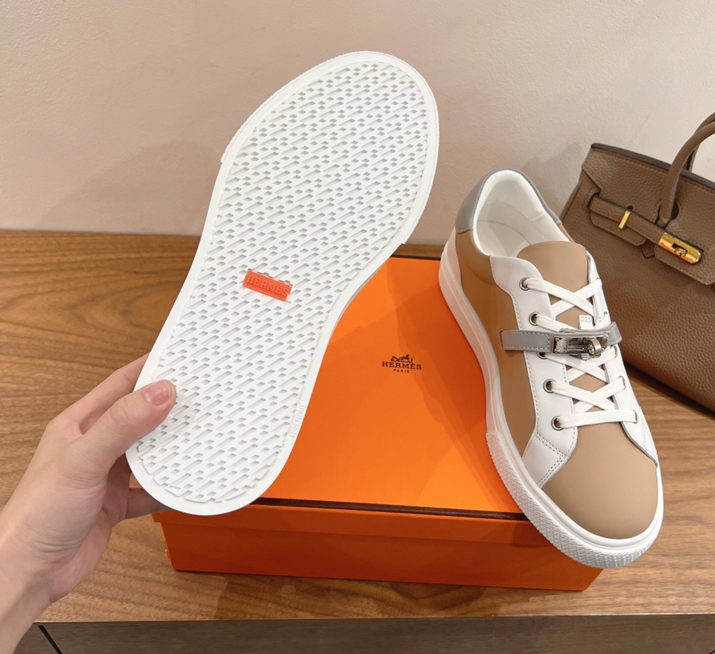 Hermès Day Beige/Grey Sneaker