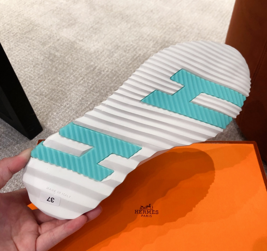 Hermès Bouncing Turquoise Sneaker