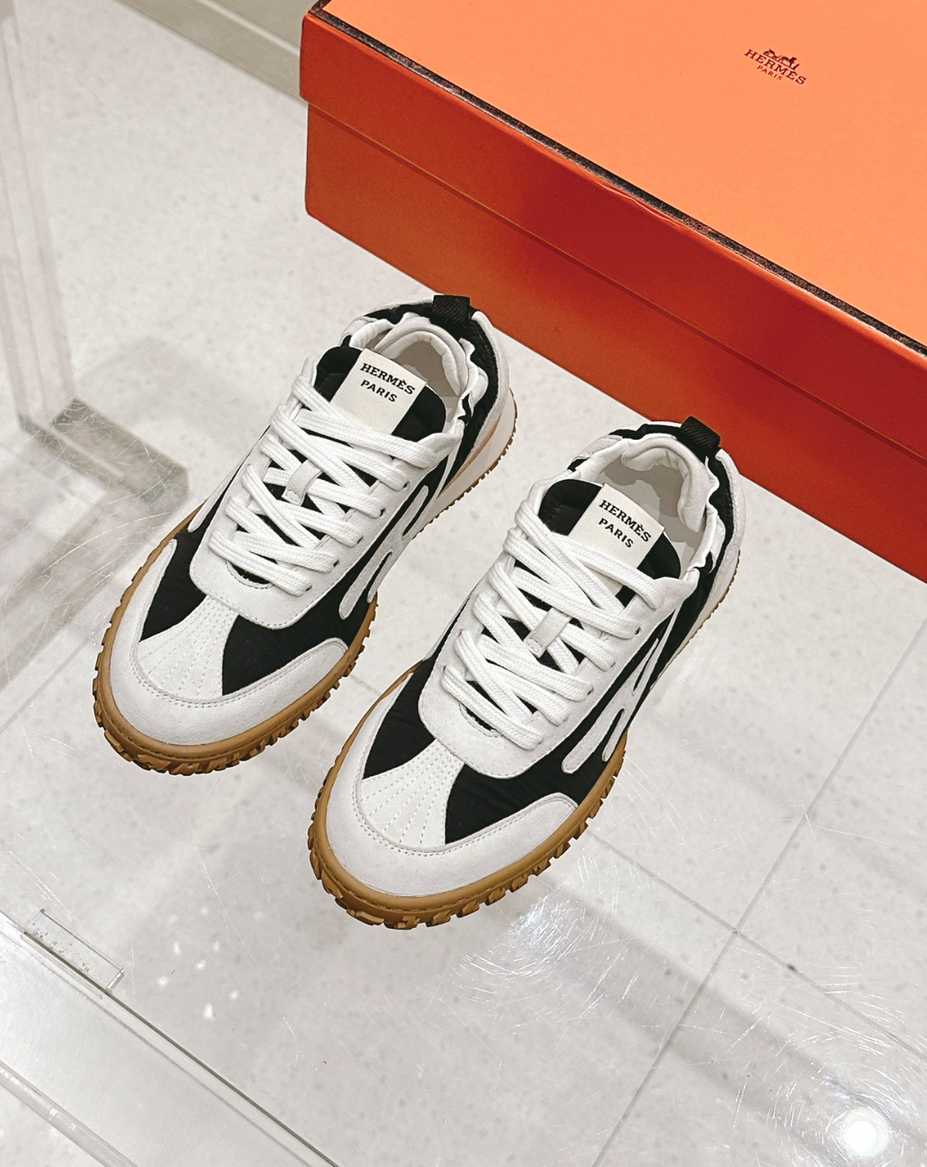 Hermès Jet White/Black Sneakers
