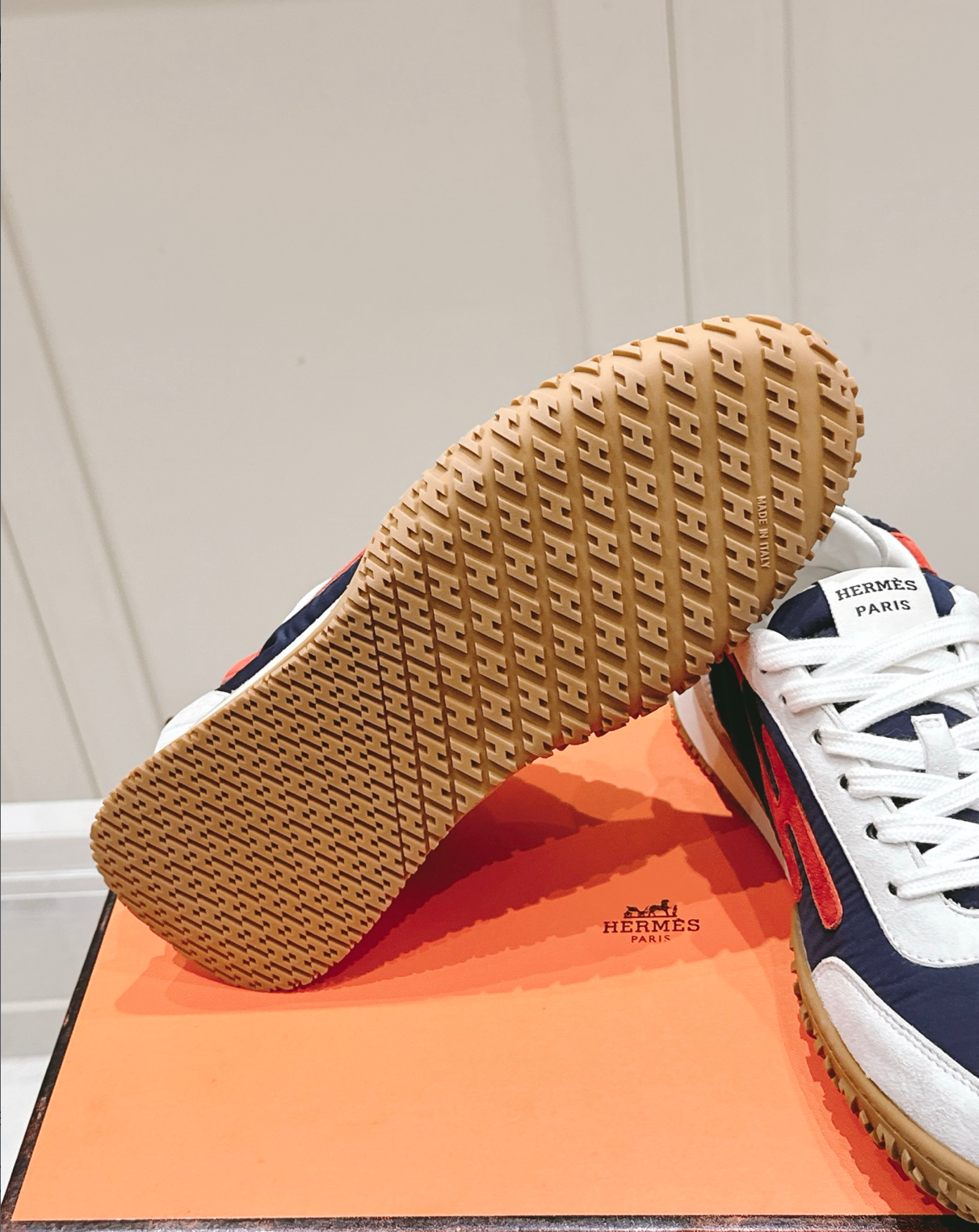 Hermès Jet Navy/Red Sneakers