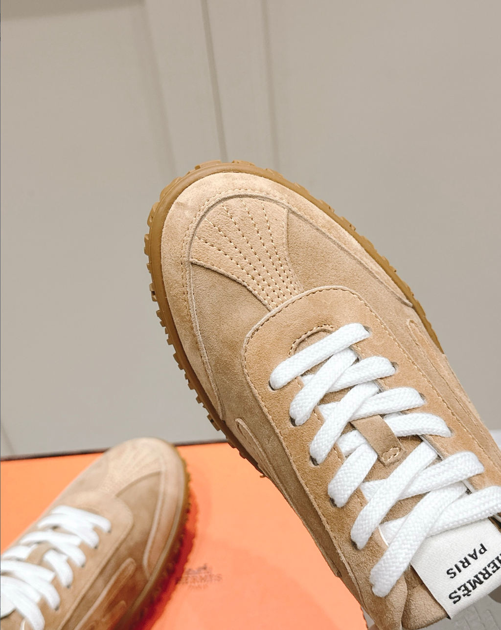 Hermès Jet Camel Sneakers