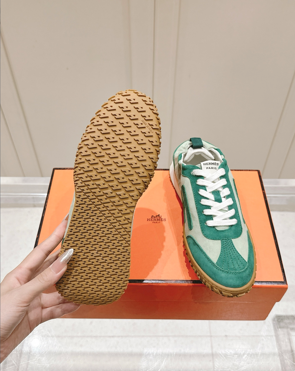 Hermès Jet Green Sneakers